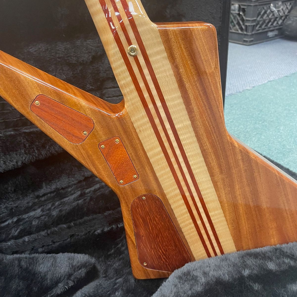 Dean USA John Entwistle Spider Burl Redwood Electric Bass w/ Case